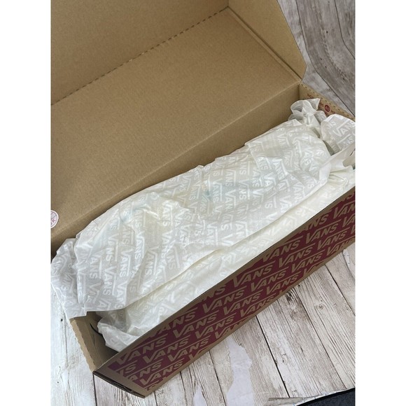 Size 10 - VANS Sk8-Low Checkerboard - Banana Cream “Yellow And Teal Vans” - Picture 15 of 15